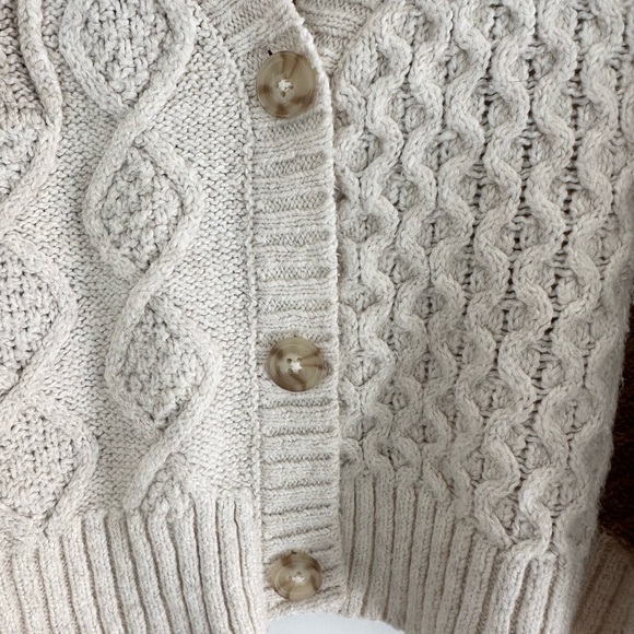 American Eagle Outfitters Cropped Cream and Brown Knit Cardigan - Picture 3 of 5
